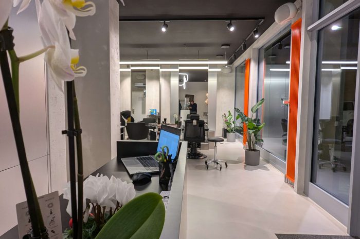 Harisis Empfangsbereich